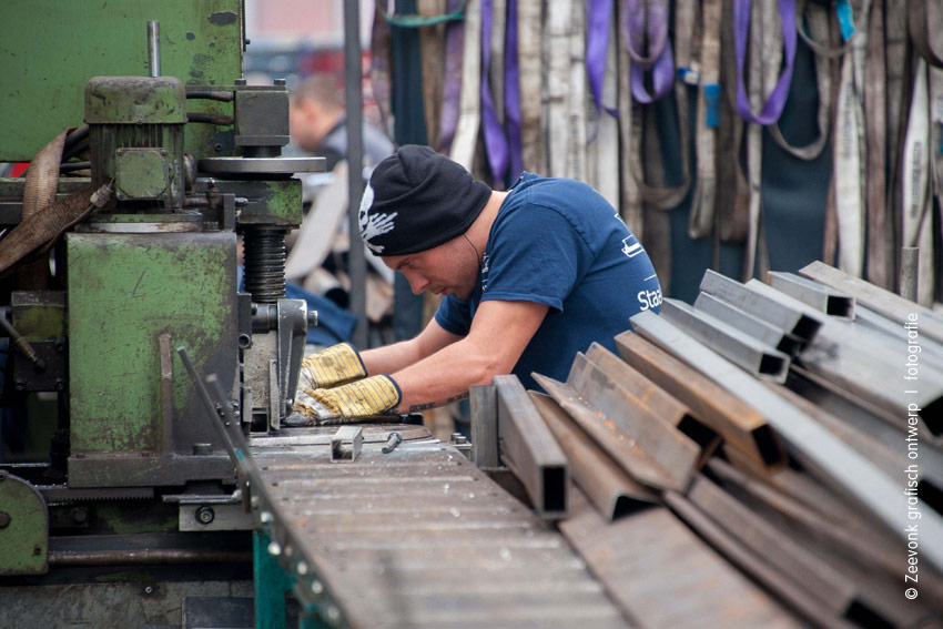 Grafische vormgeving voor Van Zet Staalconstructies
